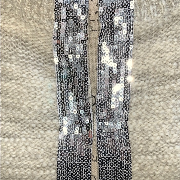 Banana Republic short sweater jacket with sequins - Picture 7 of 8